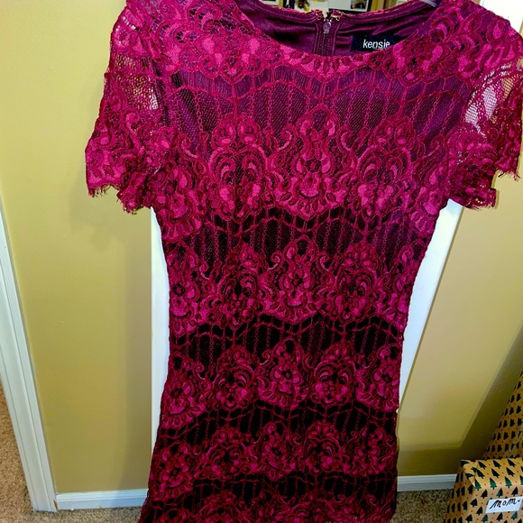 Dress - Picture 3 of 5